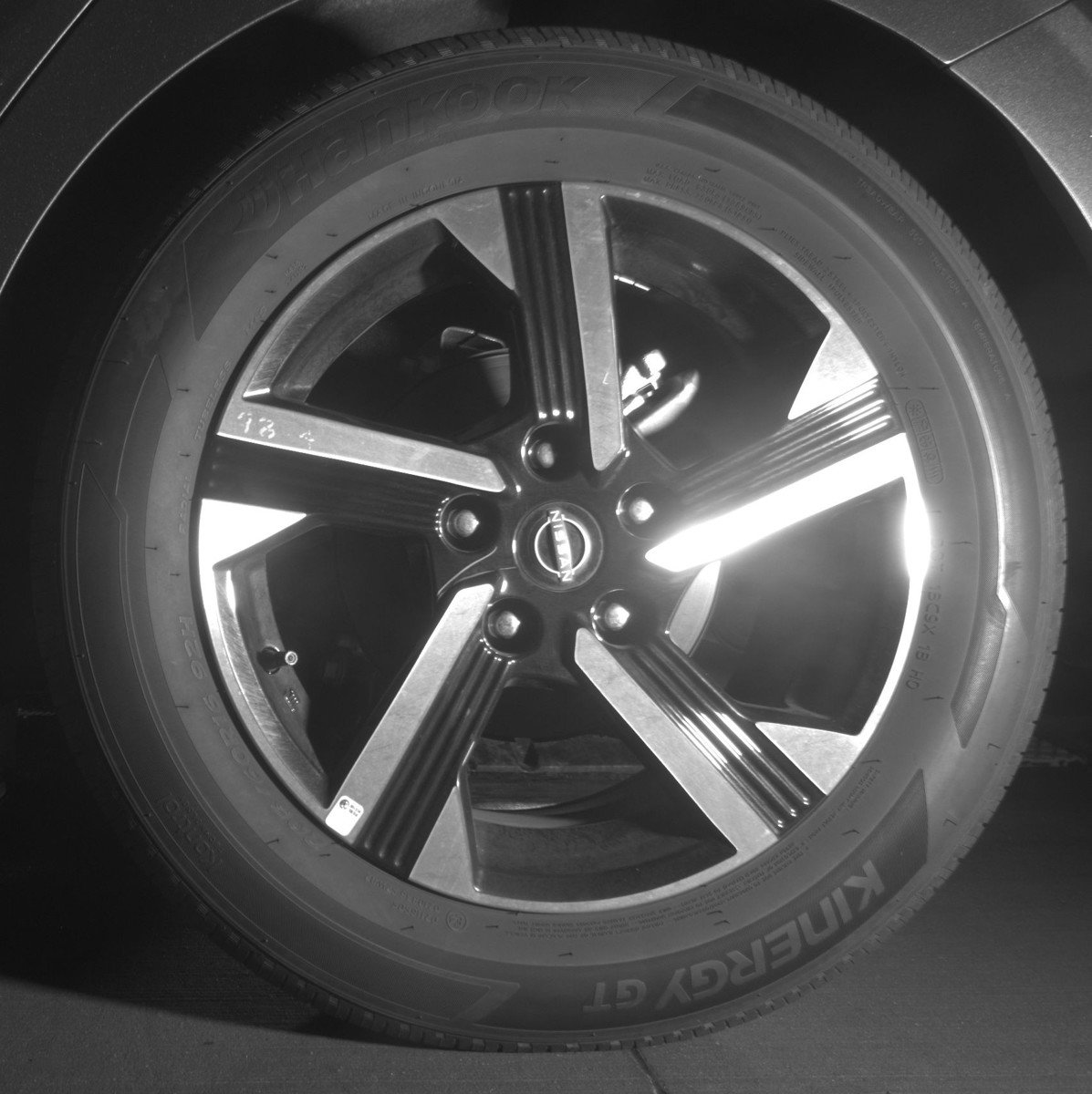 Used 2025 Nissan Sentra SV FWD image 14