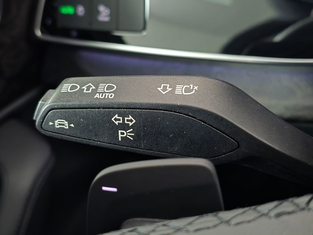 Used 2023 Audi Q7 3.0T Premium Plus w/ Premium Plus Package image 35