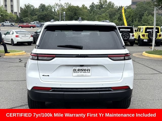 Certified 2023 Jeep Grand Cherokee Altitude AWD/4WD image 4