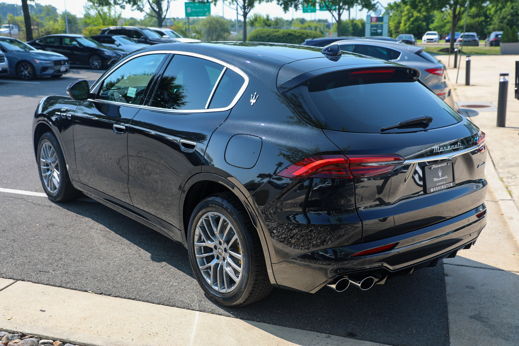 Used 2024 Maserati Grecale GT AWD/4WD image 7