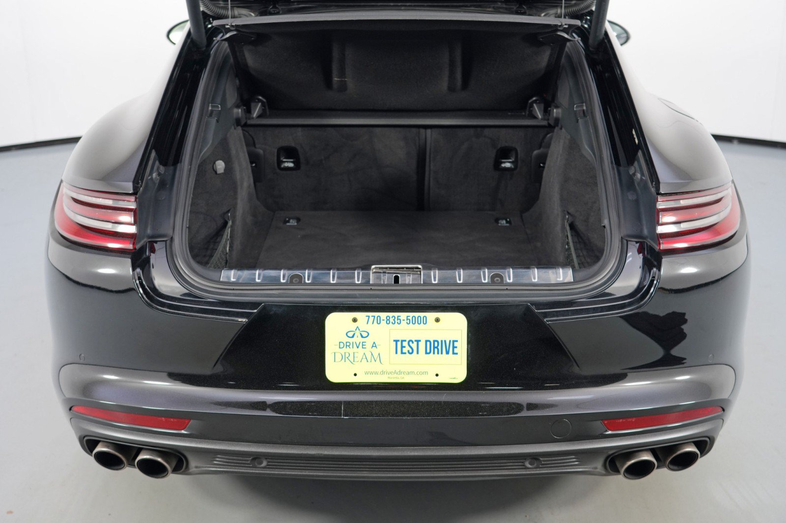 Used 2018 Porsche Panamera 4S w/ Premium Package Plus AWD/4WD image 10