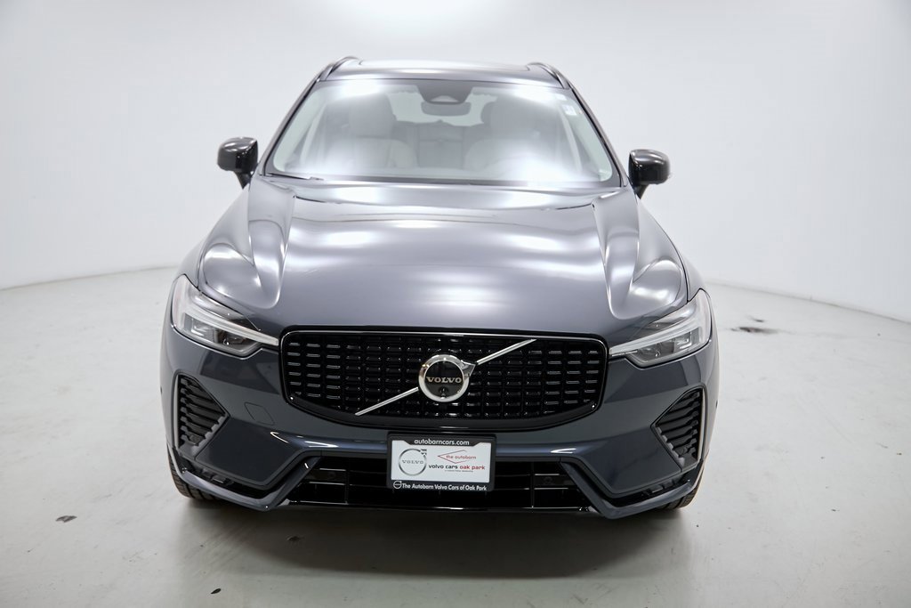 Certified 2025 Volvo XC60 B5 Plus w/ Protection Package Premier image 5
