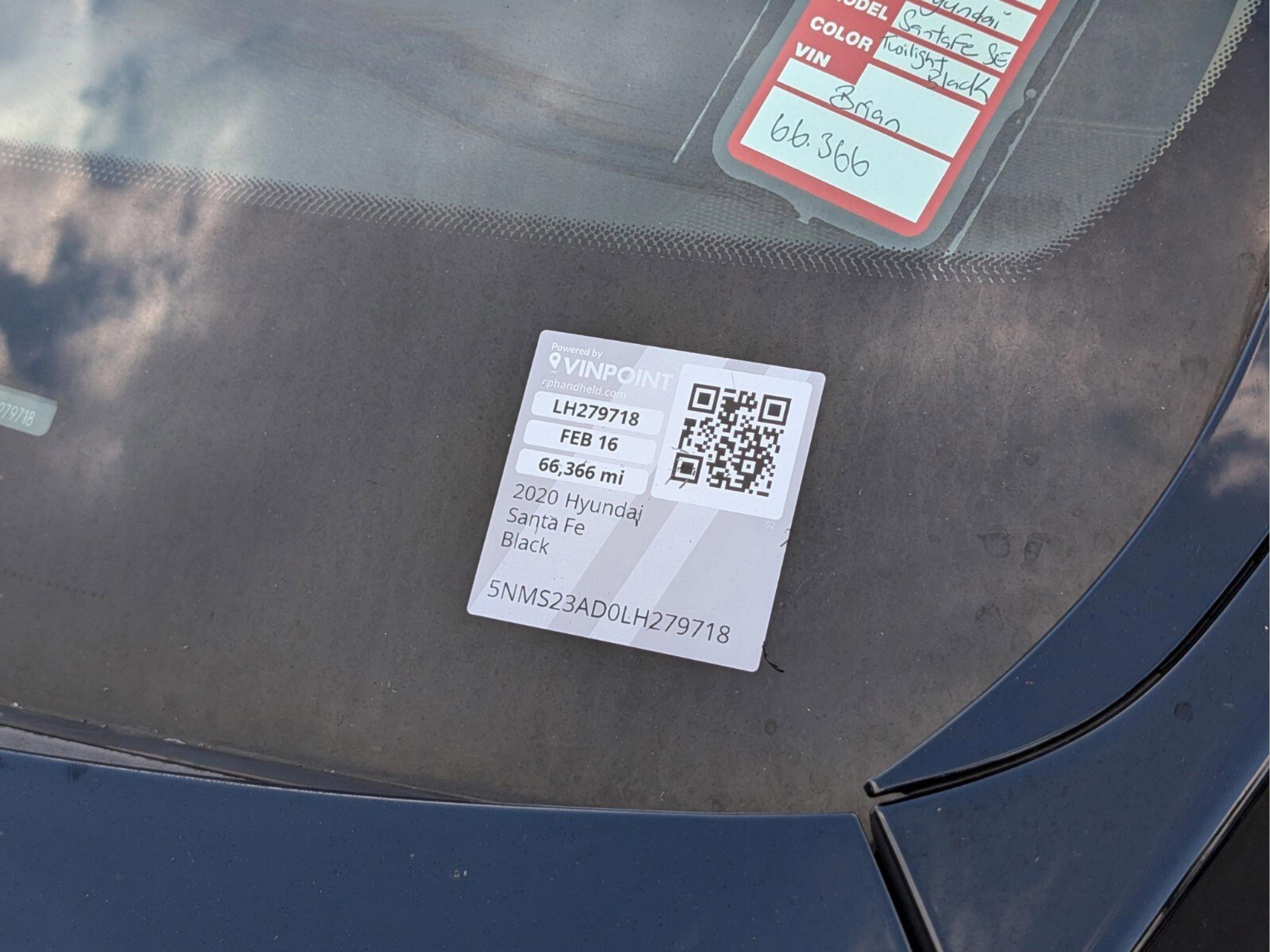 Used 2020 Hyundai Santa Fe SE image 14