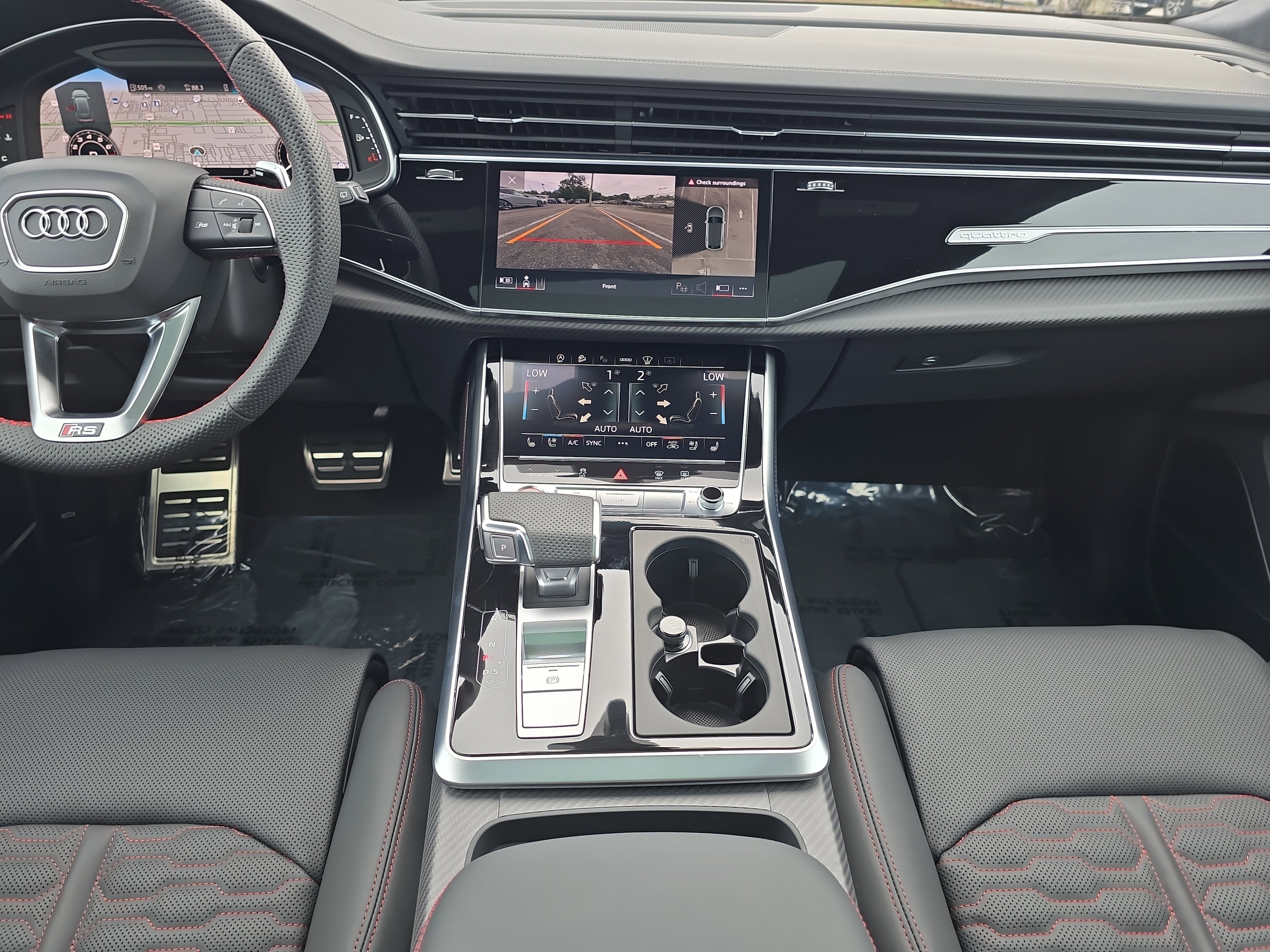 New 2025 Audi RS Q8 performance image 13