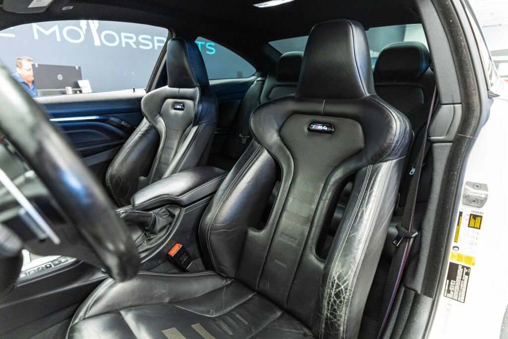 Used 2018 BMW M4 Coupe RWD image 11