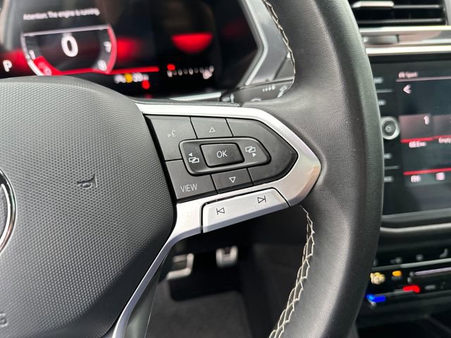 Certified 2023 Volkswagen Tiguan SE R-Line AWD/4WD image 19