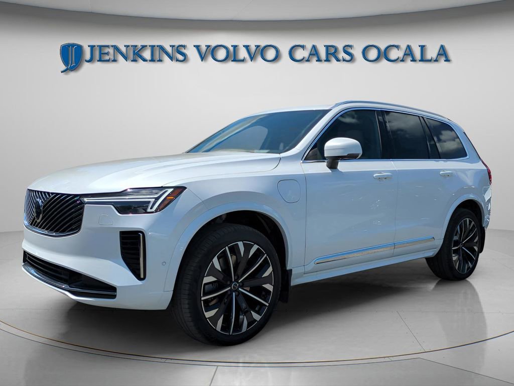 New 2026 Volvo XC90 T8 Plus w/ Protection Package Premier AWD/4WD image 7