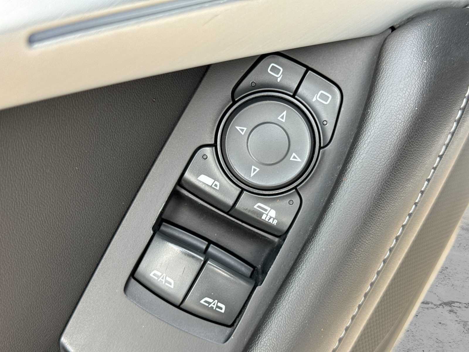Used 2019 Chevrolet Camaro SS RWD image 16