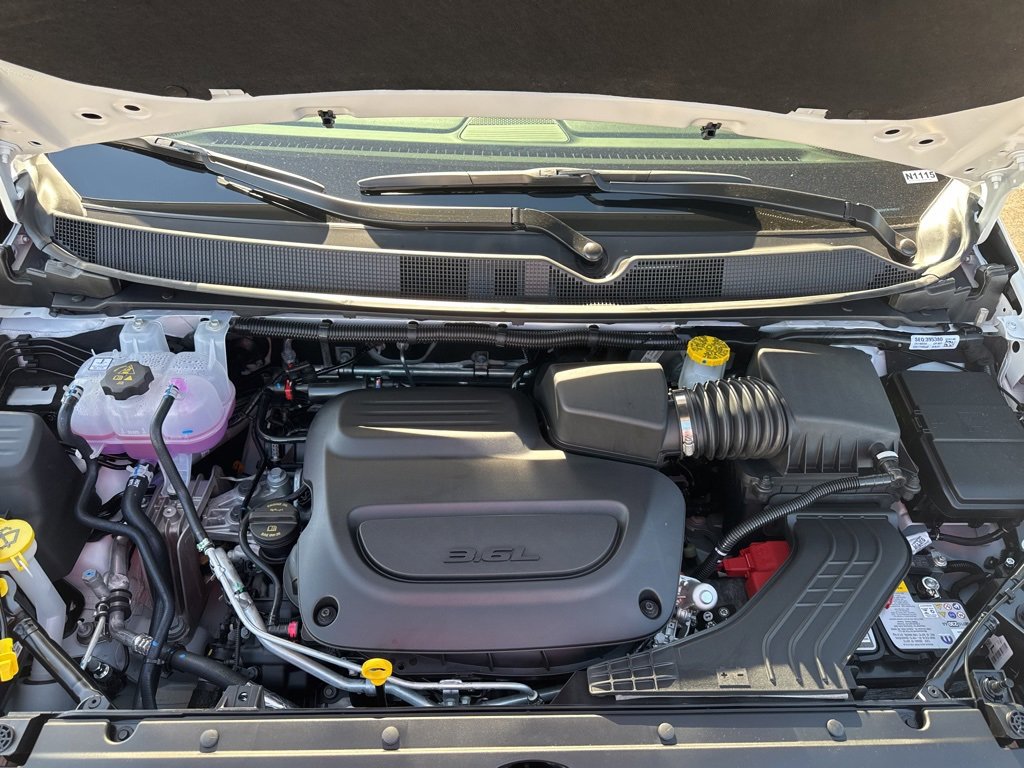 New 2026 Chrysler Pacifica Limited w/ S Appearance Package image 11