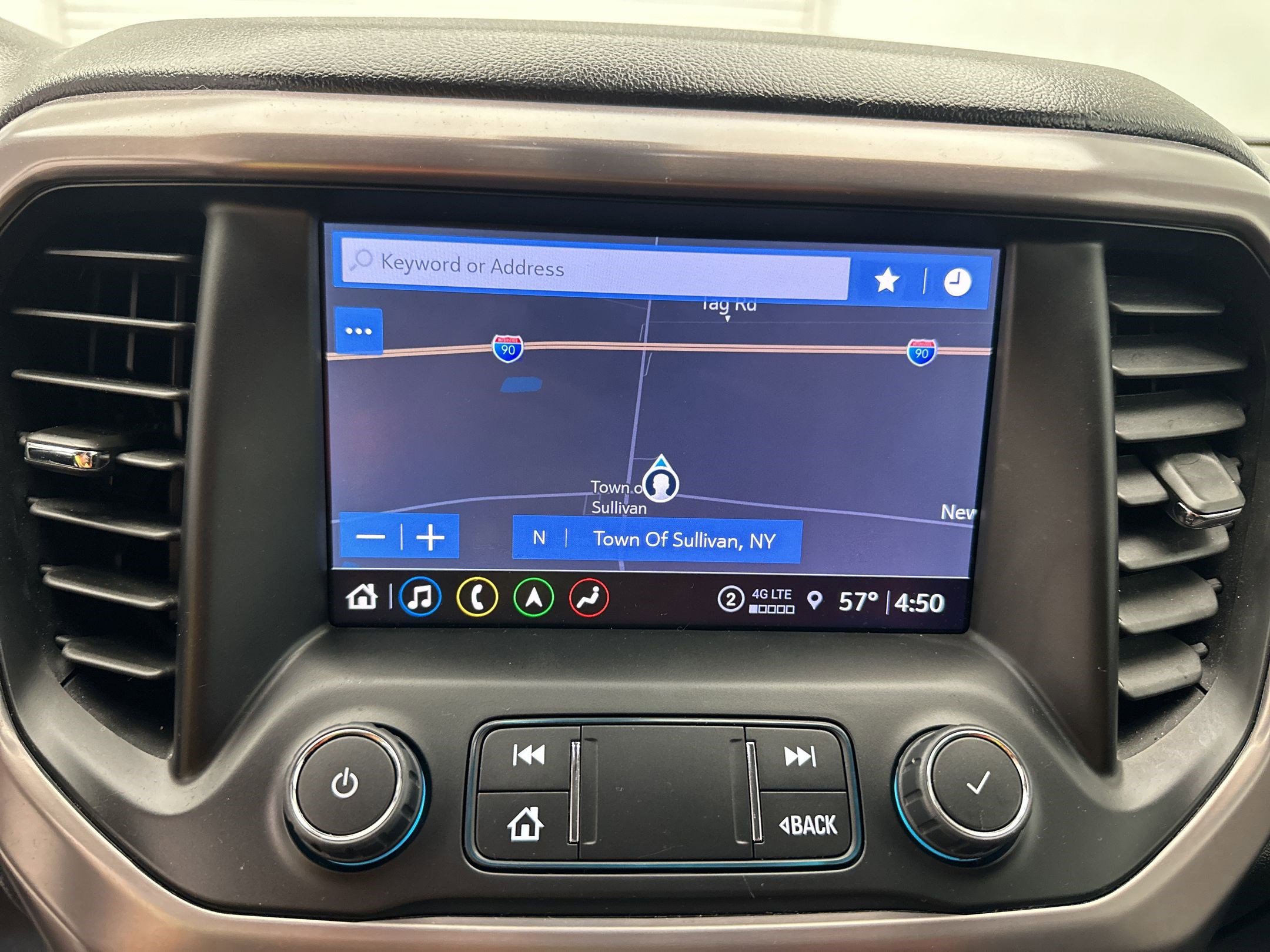 Certified 2023 GMC Acadia AT4 image 23