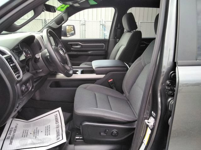 Used 2023 RAM 1500 Big Horn AWD/4WD image 9
