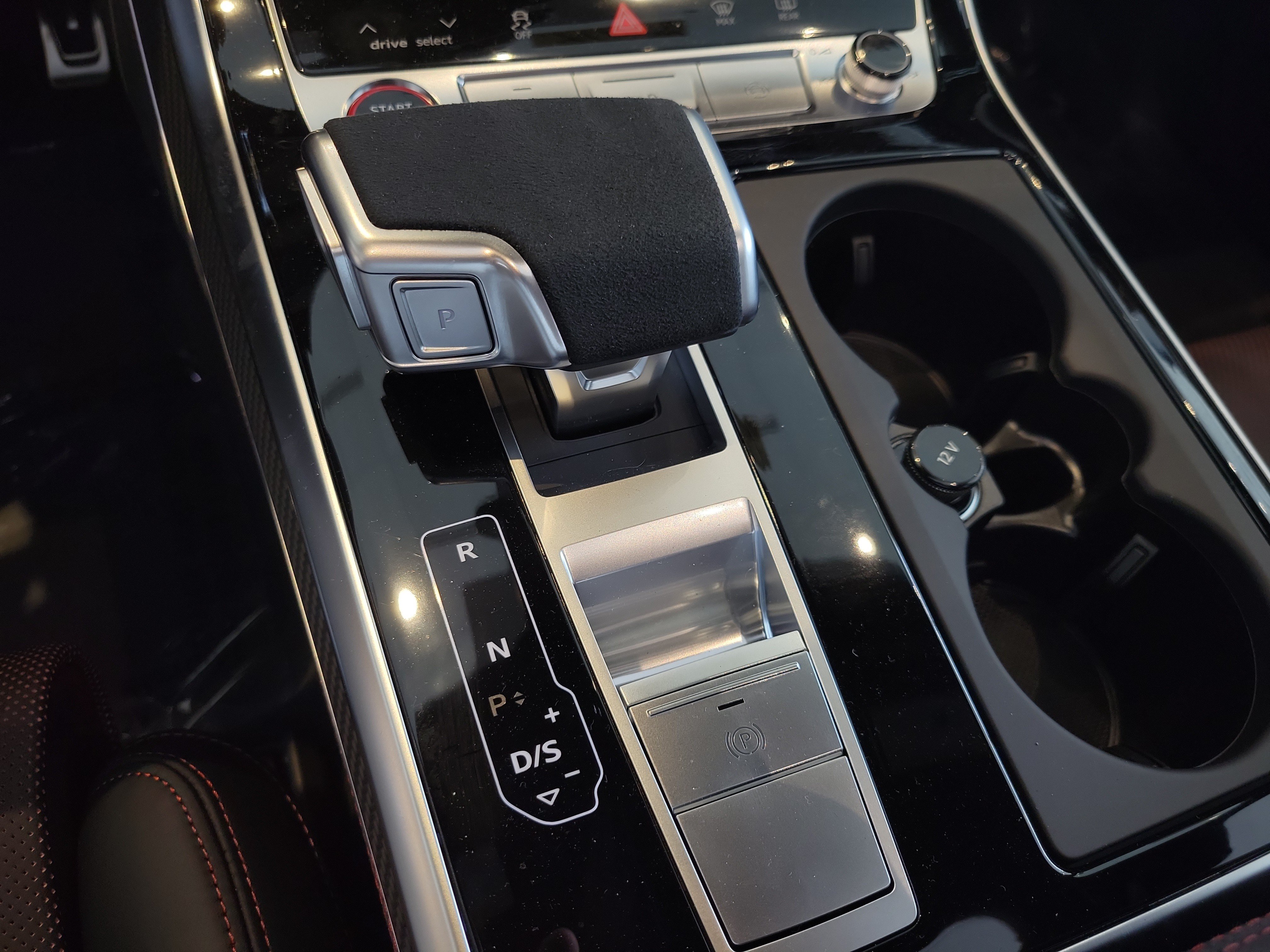 New 2026 Audi RS Q8 performance AWD/4WD image 25