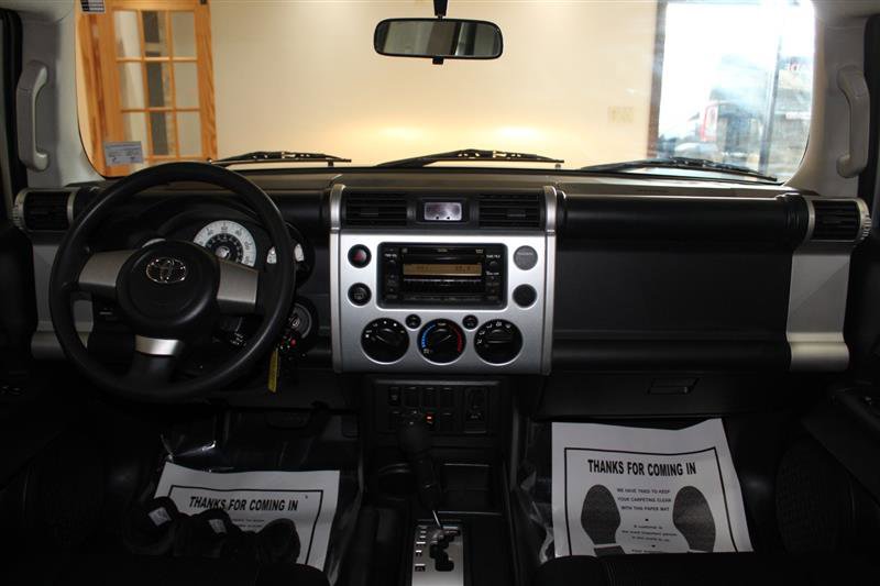 Used 2007 Toyota FJ Cruiser 2WD image 15
