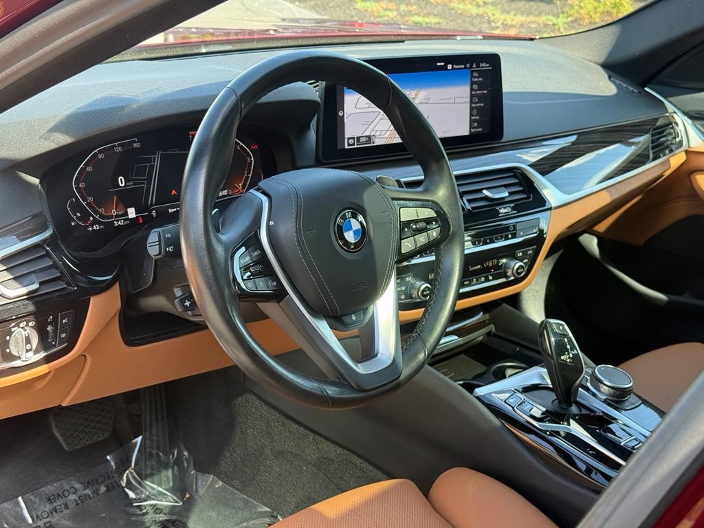 Used 2023 BMW 530i xDrive w/ Convenience Package AWD/4WD image 10