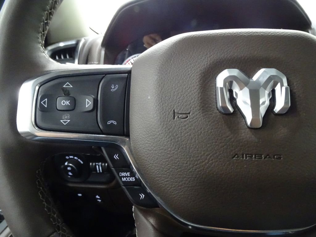Used 2025 RAM 1500 Laramie image 18