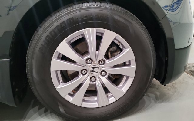 Used 2014 Honda Odyssey EX image 45