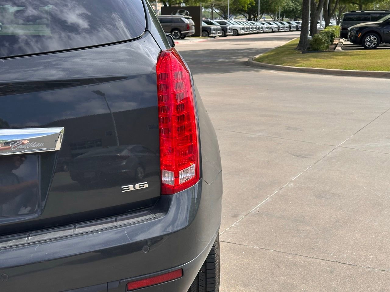 Used 2016 Cadillac SRX Luxury image 15