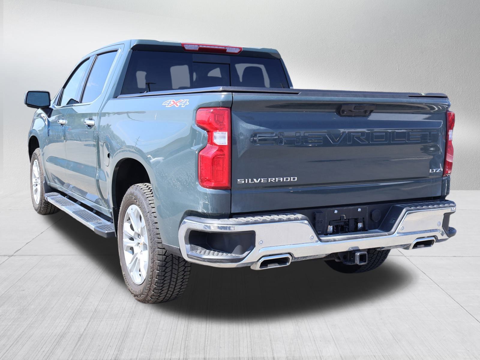 Used 2025 Chevrolet Silverado 1500 LTZ w/ LTZ Convenience Package II image 4