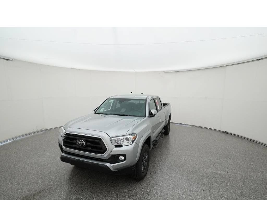 Used 2022 Toyota Tacoma SR5 w/ Technology Package AWD/4WD image 22