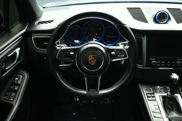 Used 2018 Porsche Macan GTS AWD/4WD image 34