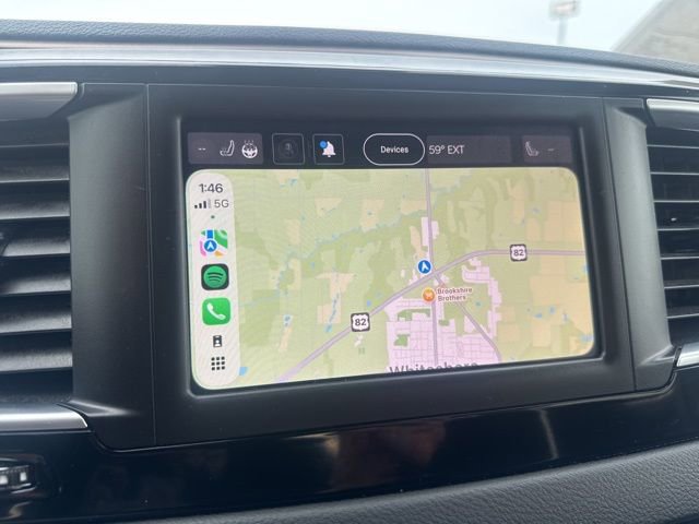 Used 2024 Chrysler Voyager LX image 3