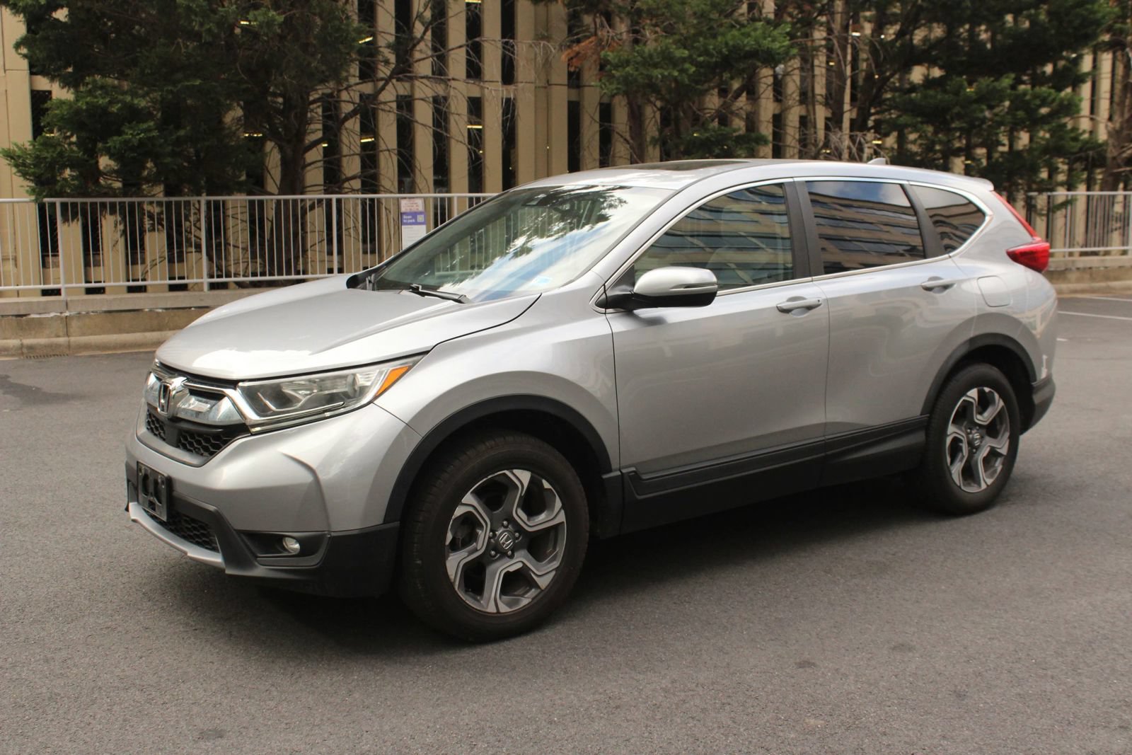 Used 2017 Honda CR-V EX image 11