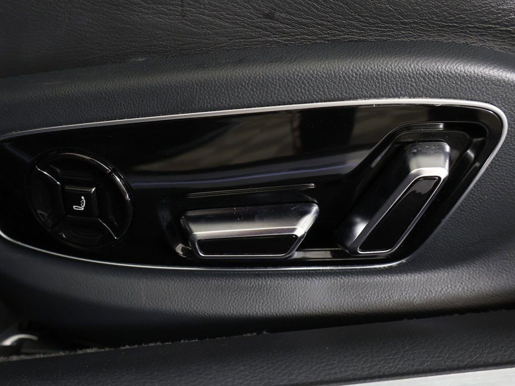 Used 2022 Audi A8 L 3.0T w/ Executive Package image 39