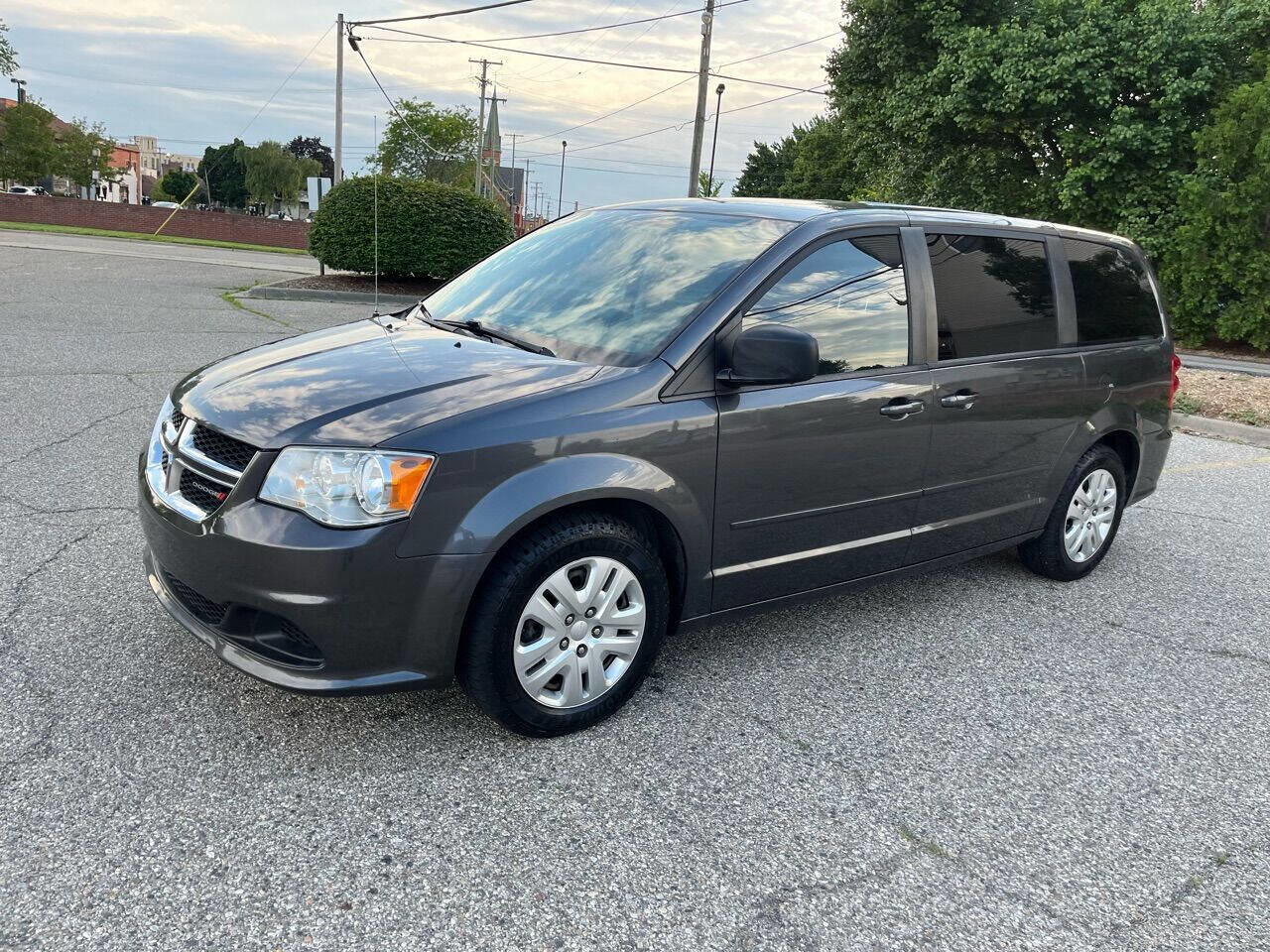 Used 2017 Dodge Grand Caravan SE w/ Power Window Group image 13