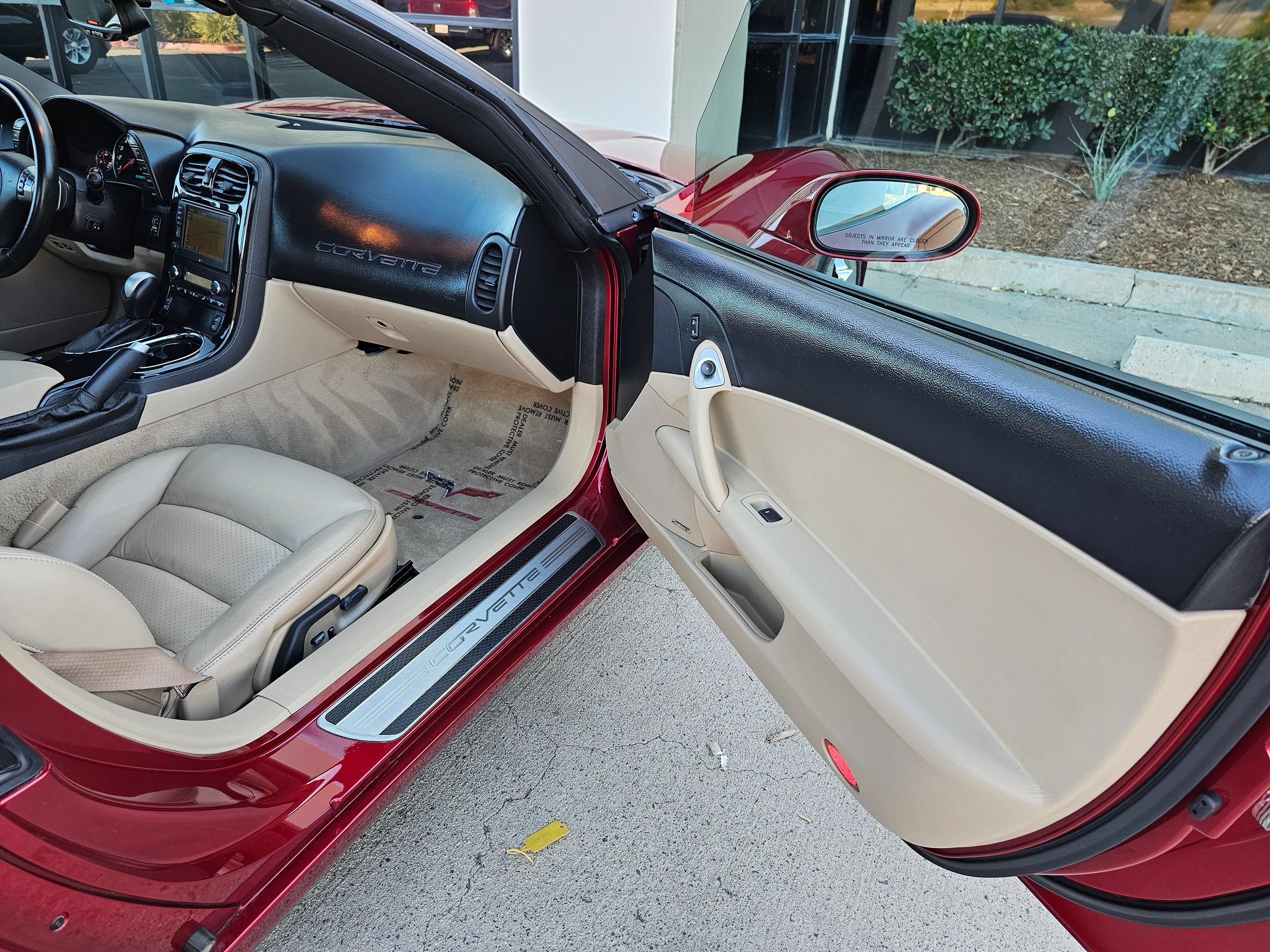Used 2008 Chevrolet Corvette Convertible w/ Preferred Equipment Group RWD image 23