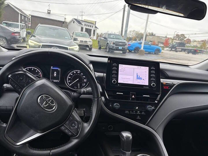 Used 2024 Toyota Camry SE FWD image 10