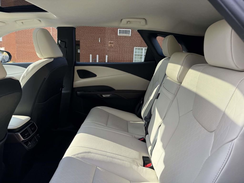 Used 2024 Lexus RX 350 image 15
