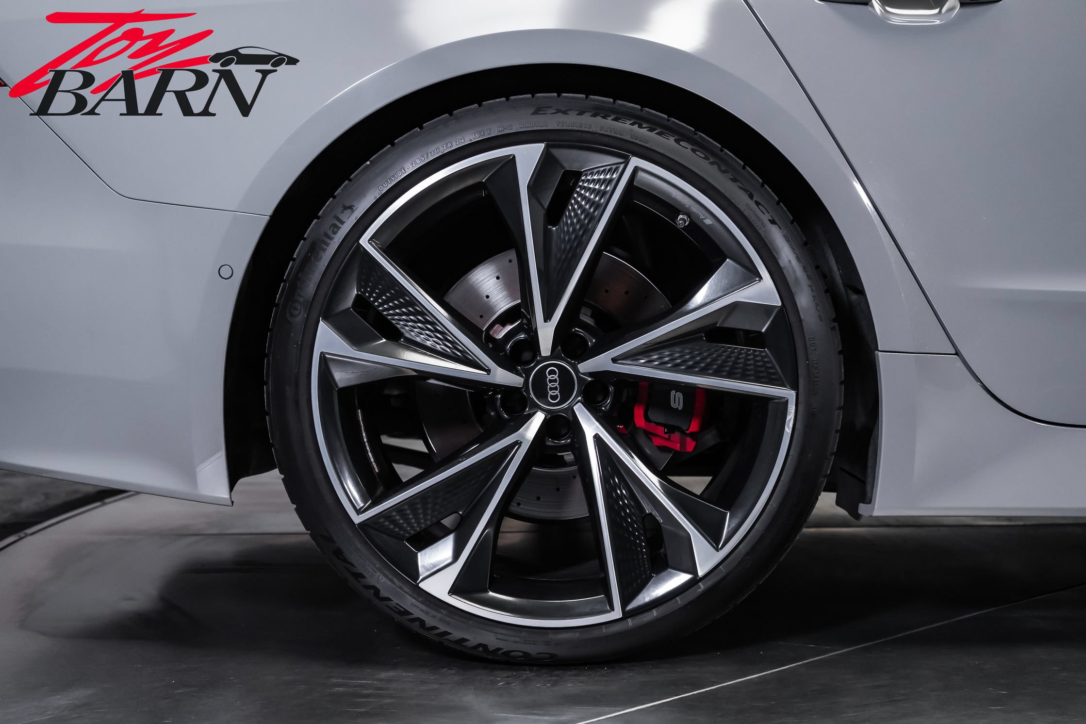 Used 2021 Audi RS 7 Sportback w/ Carbon Optic Package AWD/4WD image 14