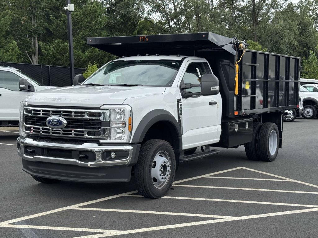 New 2026 Ford F550 4x4 Regular Cab Super Duty image 6