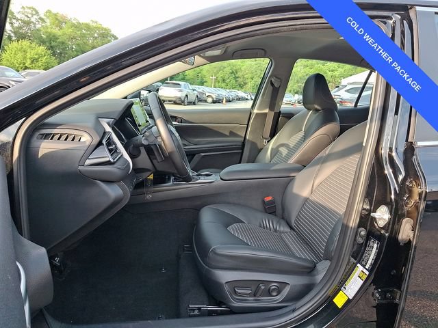 Used 2024 Toyota Camry SE w/ Cold Weather Package FWD image 14