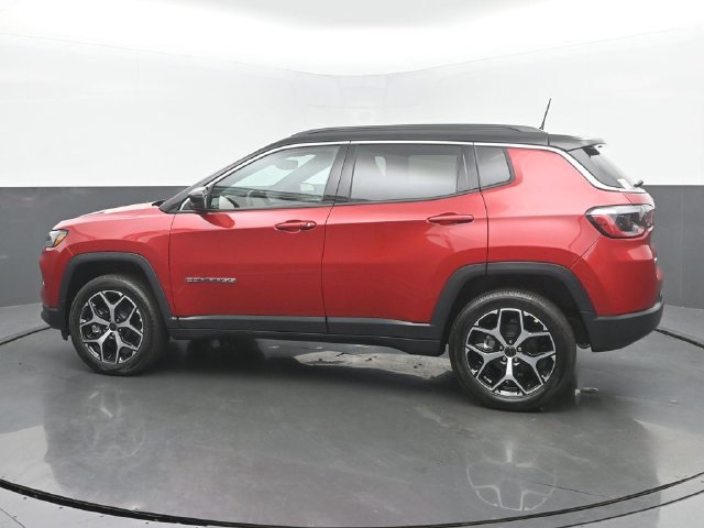 New 2026 Jeep Compass Limited w/ Sun, Sound & Navigation Group AWD/4WD image 3