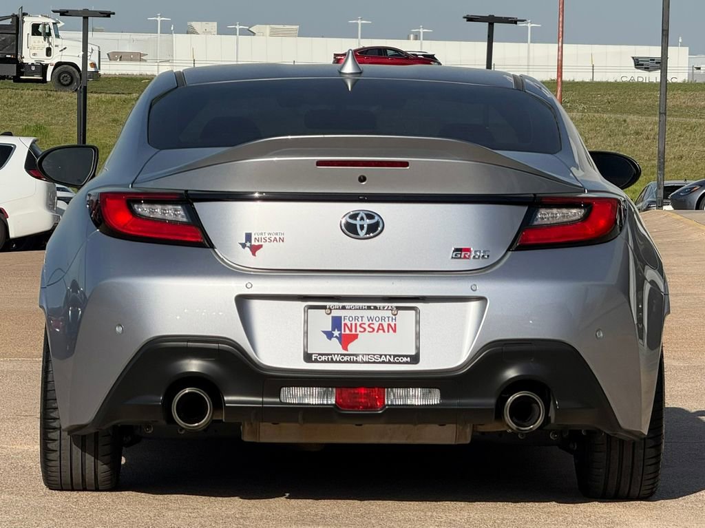 Used 2023 Toyota GR86 Premium w/ ALL Weather Mat Package (TMS) image 8