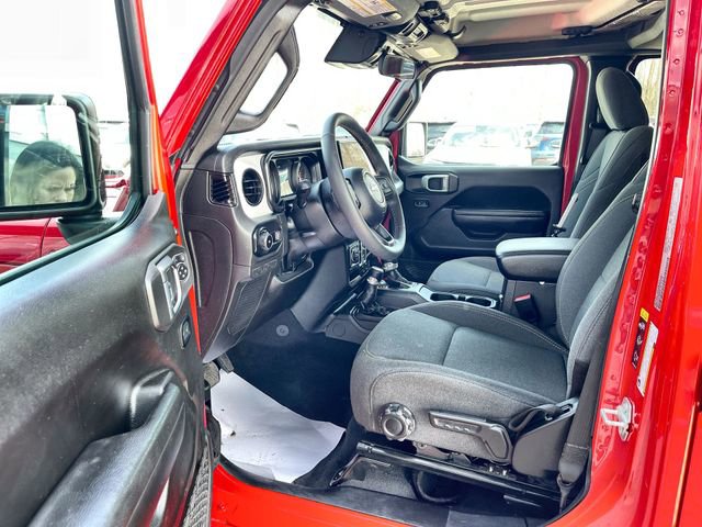 Used 2024 Jeep Wrangler Unlimited Sport AWD/4WD image 19