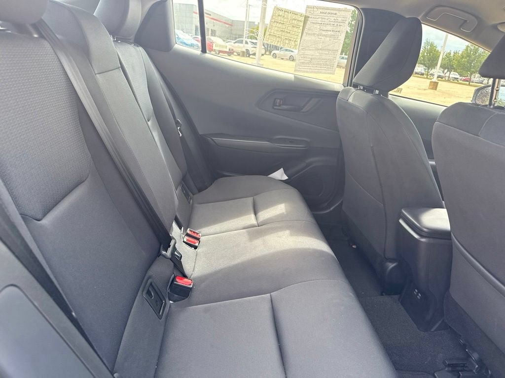 Used 2026 Toyota Prius LE FWD image 18