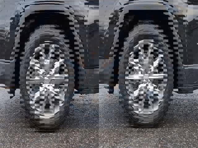 Used 2018 Jeep Cherokee Limited w/ Trailer Tow Group image 14