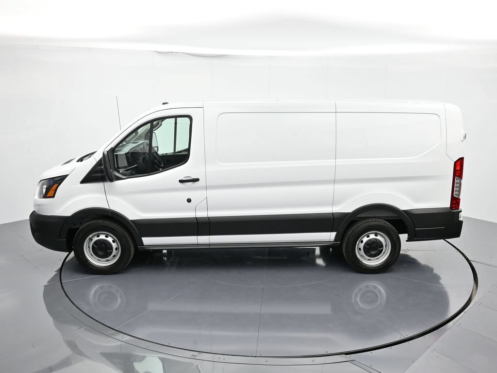New 2025 Ford Transit 150 Low Roof RWD image 31
