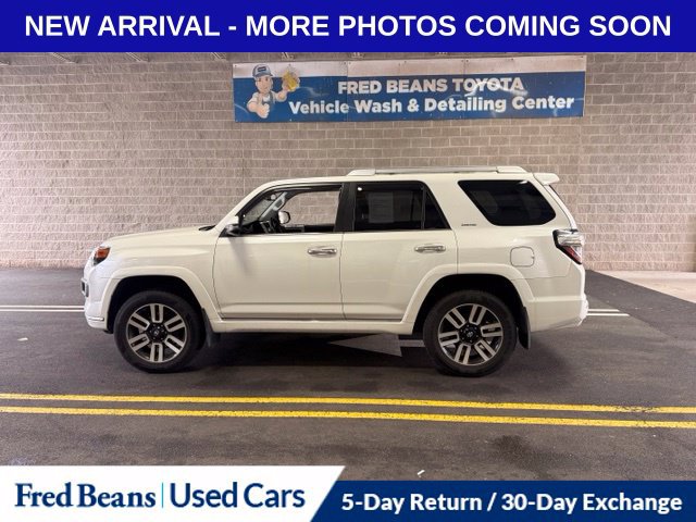 Used 2016 Toyota 4Runner Limited AWD/4WD image 6