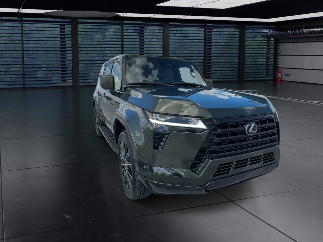 Certified 2025 Lexus GX 550 w/ Cold Area Package AWD/4WD image 3