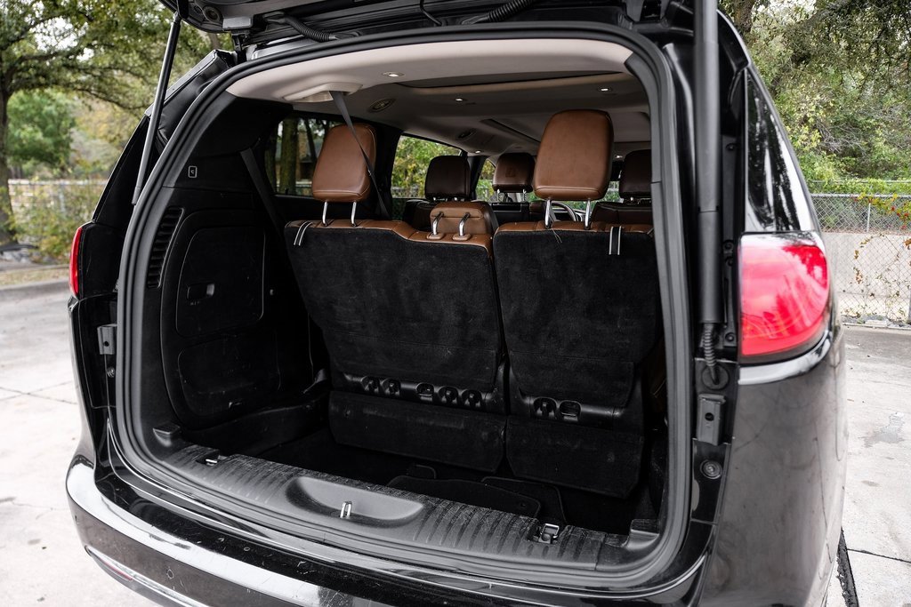 Used 2018 Chrysler Pacifica Limited image 66
