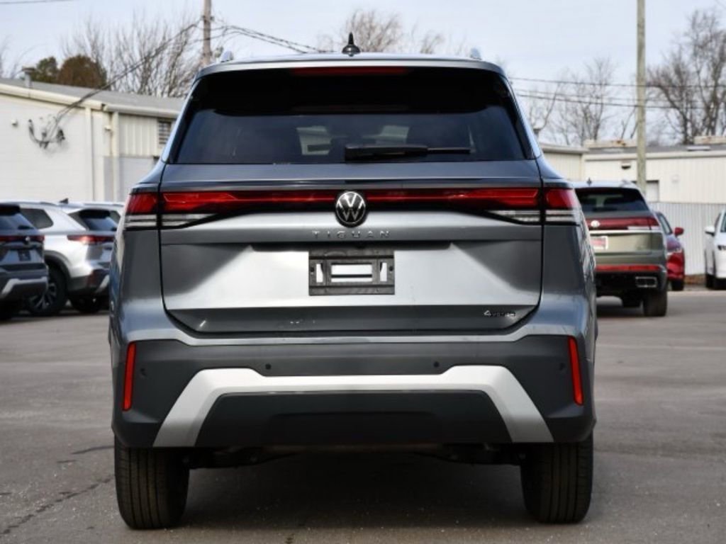 New 2026 Volkswagen Tiguan S FWD image 6