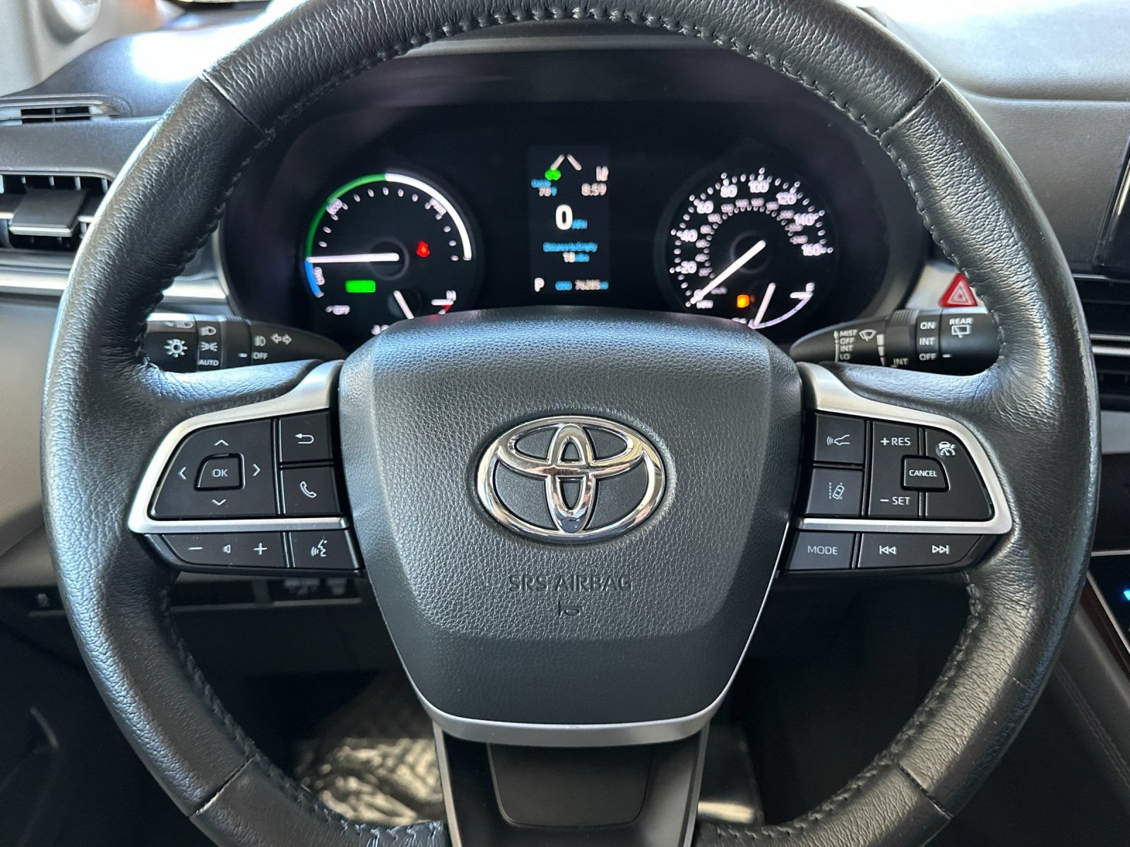 Used 2022 Toyota Sienna XLE w/ XLE Plus Package AWD/4WD image 24