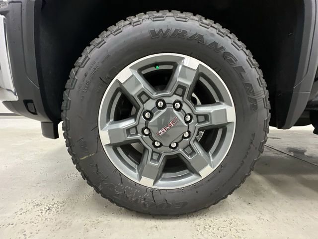 New 2025 GMC Sierra 2500 SLT w/ SLT Premium Package image 33