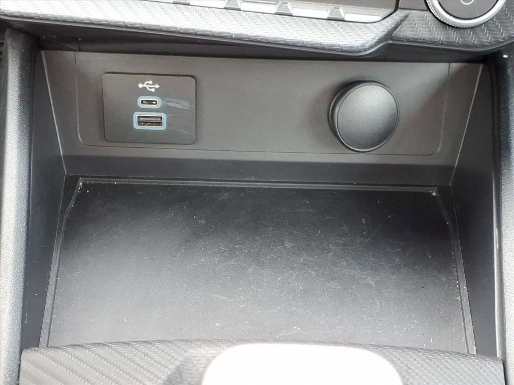 Used 2024 Ford Mustang Coupe image 17