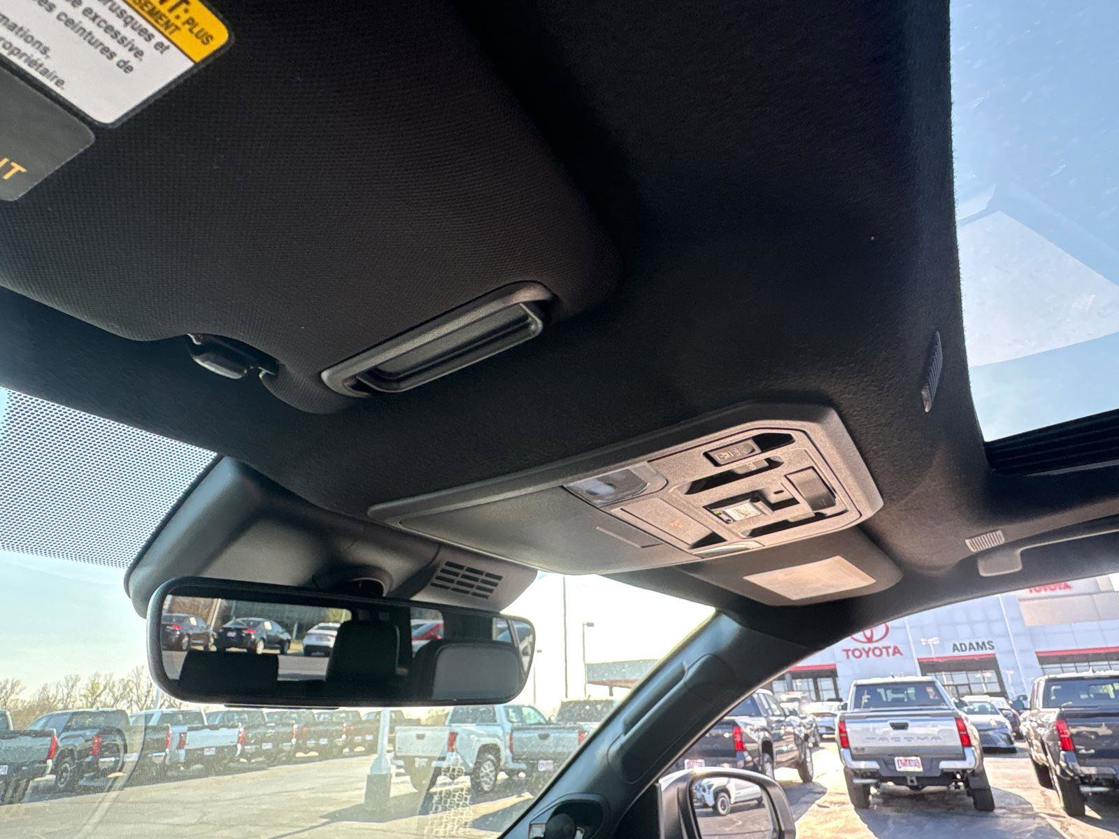 Used 2026 Toyota 4Runner Limited image 28