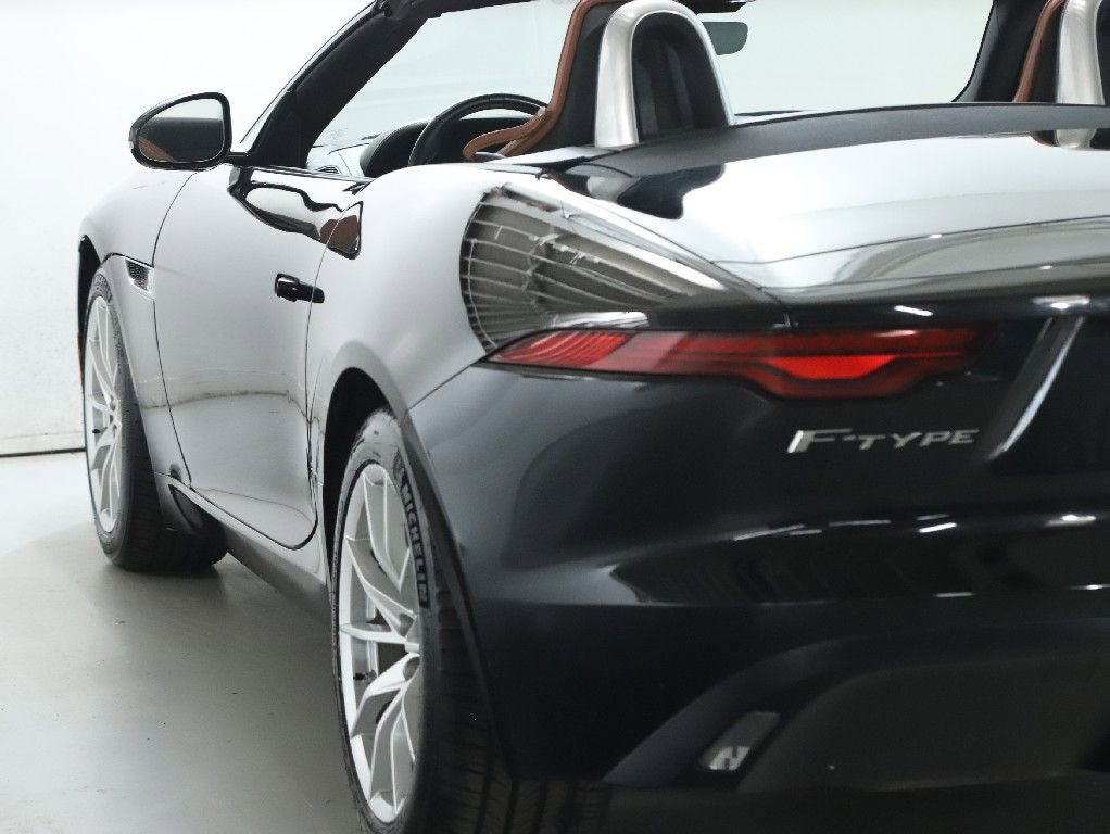 Certified 2021 Jaguar F-TYPE Convertible RWD image 6