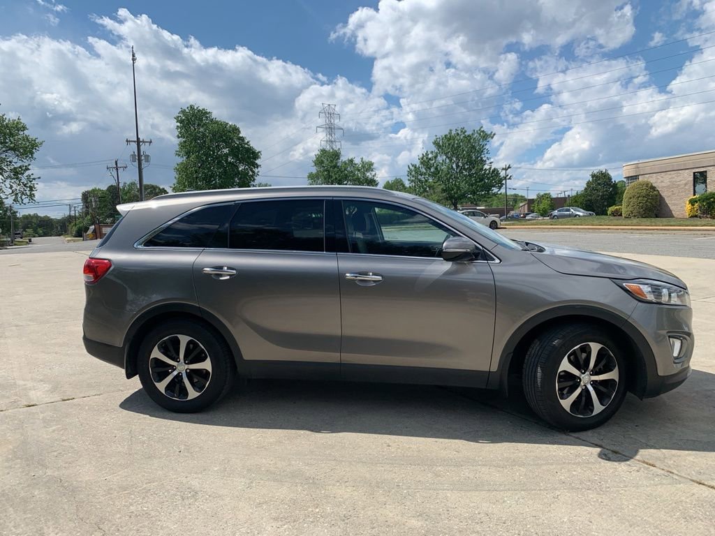 Used 2016 Kia Sorento EX w/ EX Premium Package image 6